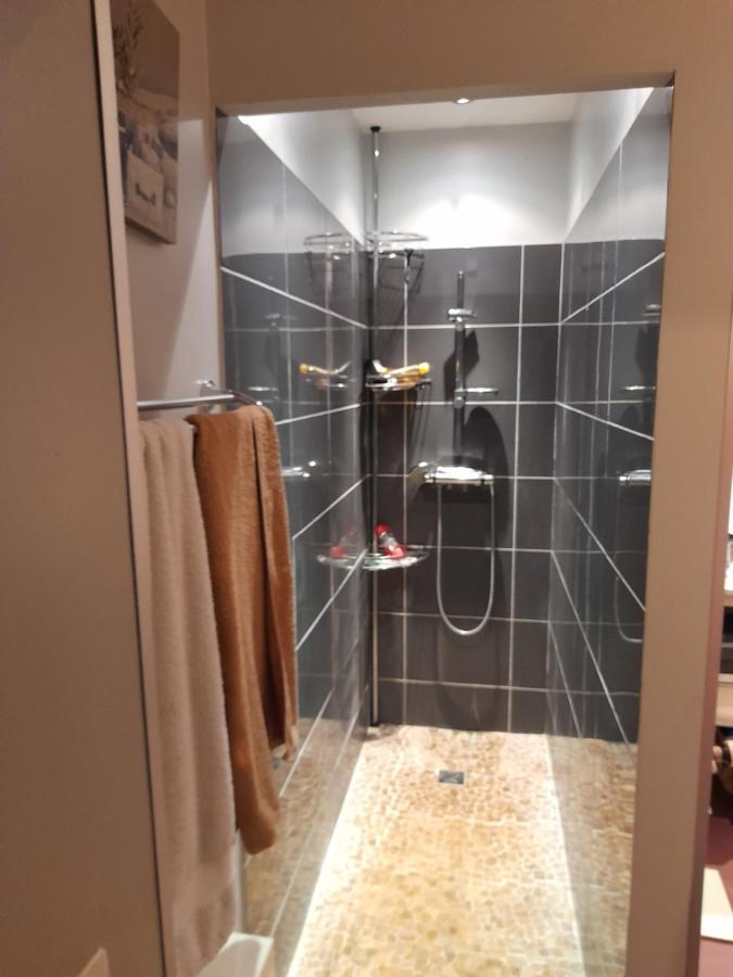 Aux Glycines Bed and Breakfast Marcilly-Ogny Εξωτερικό φωτογραφία