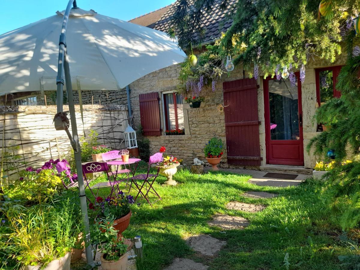 Aux Glycines Bed and Breakfast Marcilly-Ogny Εξωτερικό φωτογραφία